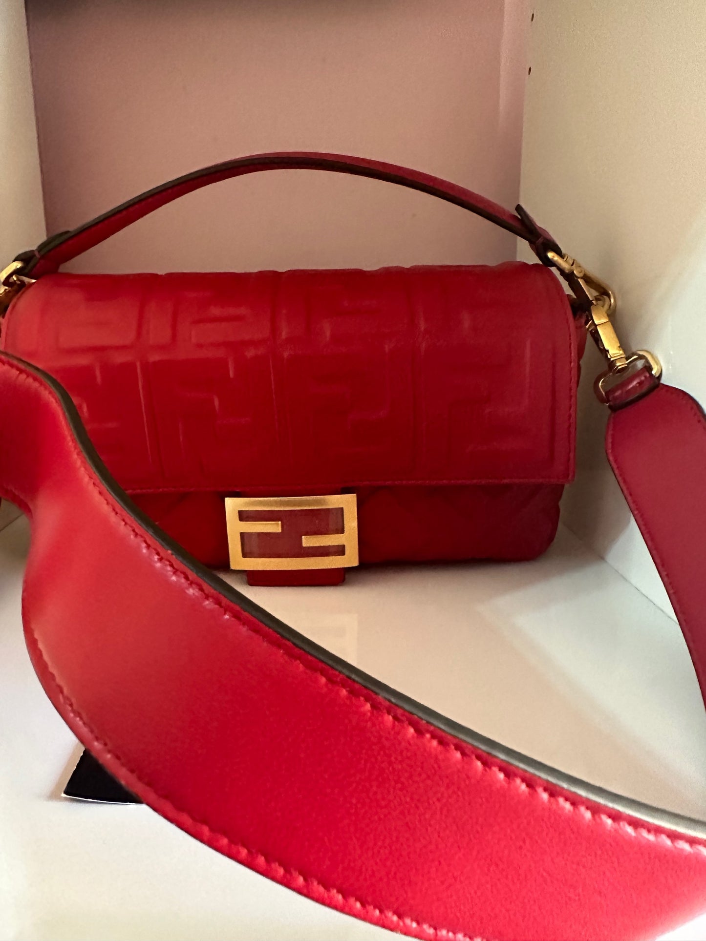 FENDI BAGUETTE image 2