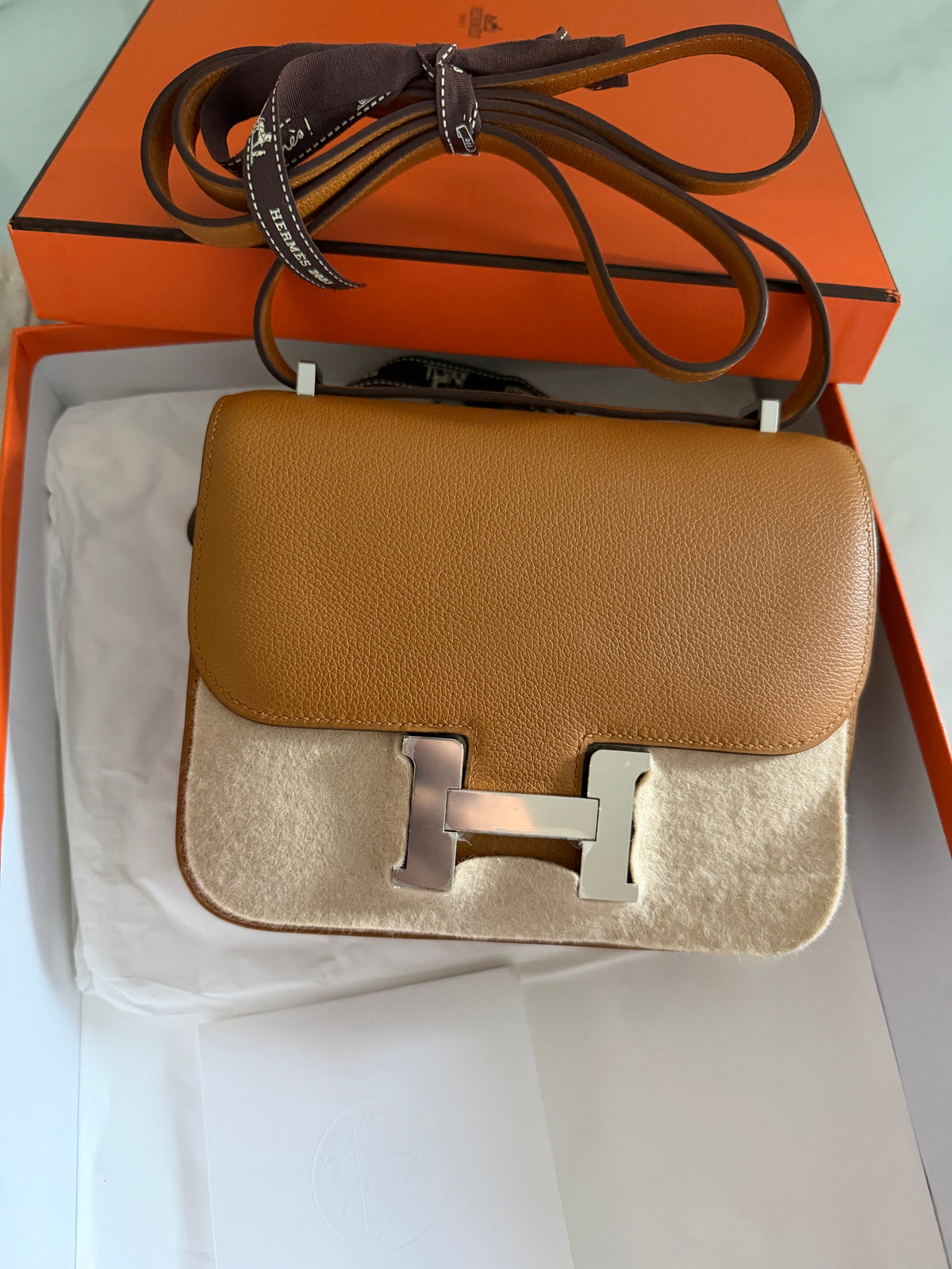 HERMÈS CONSTANCE