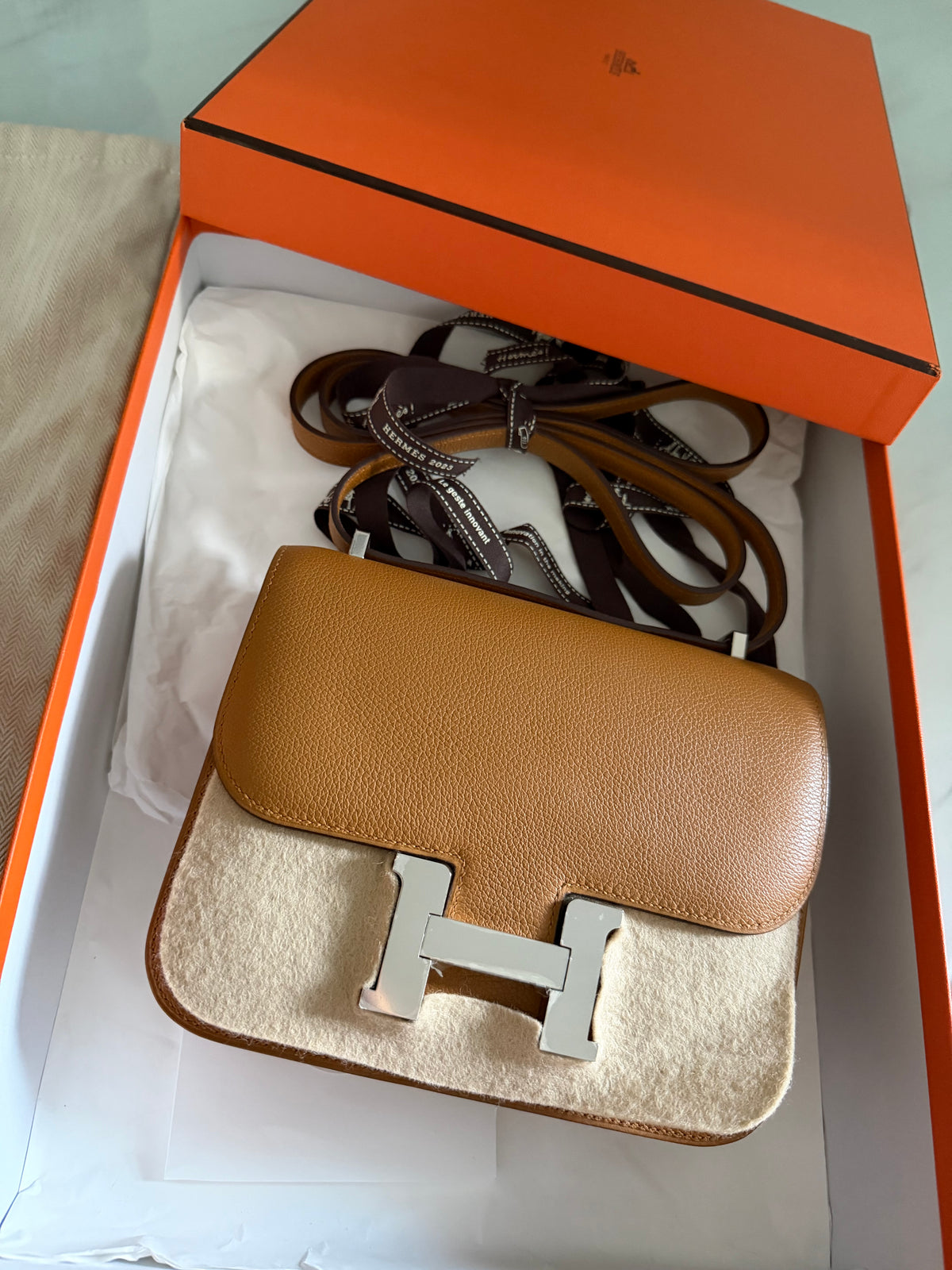 HERMÈS CONSTANCE