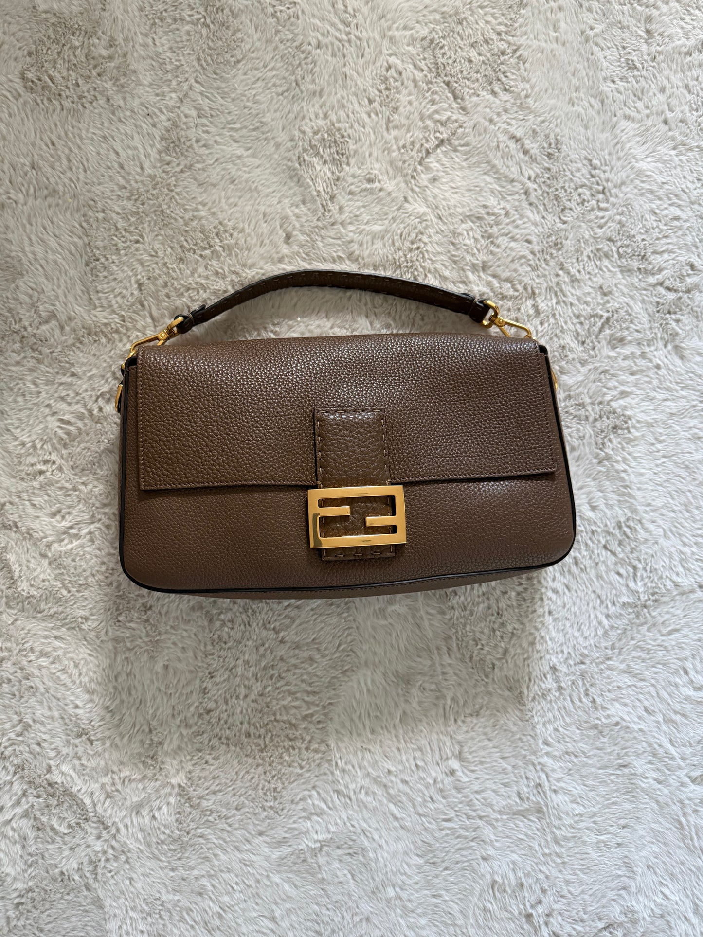 FENDI BAGUETTE